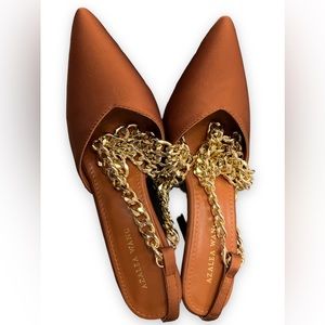 ❤️‍🔥✨Sexy Brown Stiletto Pumps with Gold Chains ✨❤️‍🔥